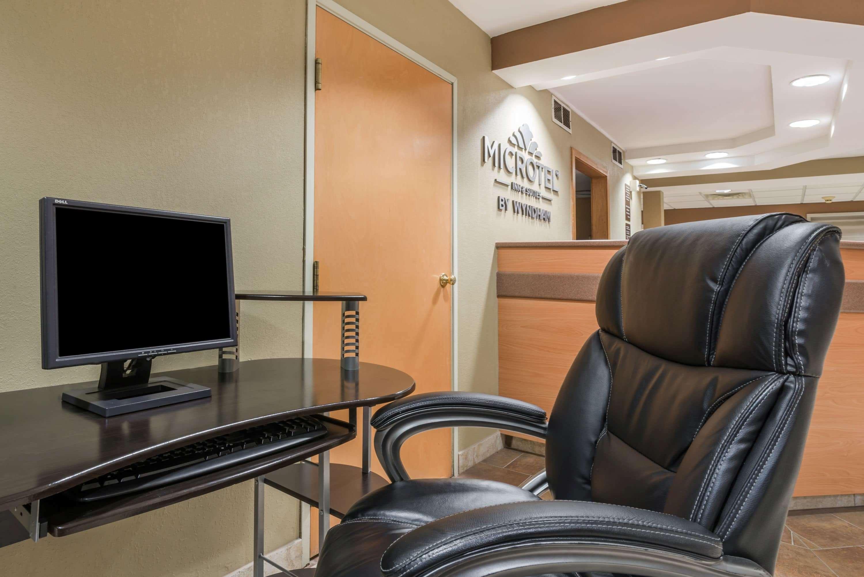 Microtel Inn & Suites By Wyndham West Chester Εξωτερικό φωτογραφία