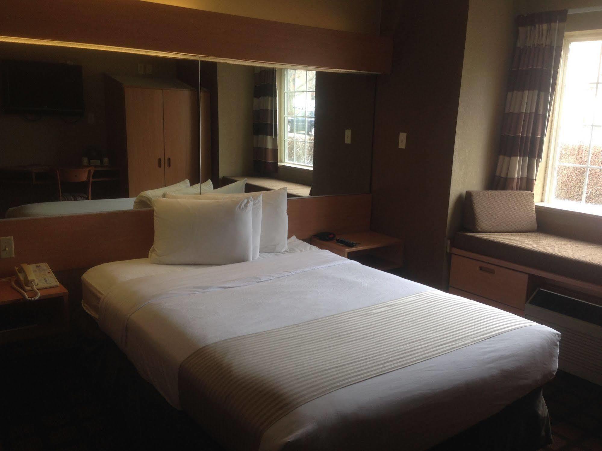 Microtel Inn & Suites By Wyndham West Chester Εξωτερικό φωτογραφία